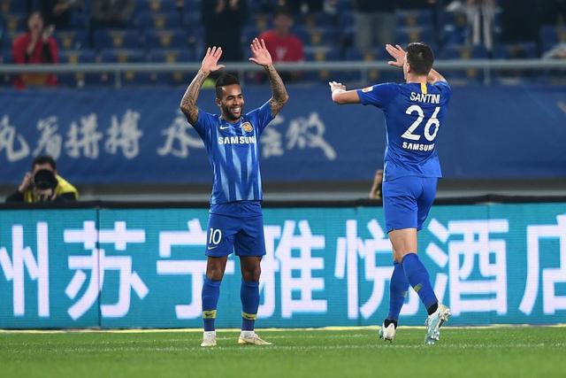 利物浦以2-0战胜意甲球队，三名新援首秀表现出色
